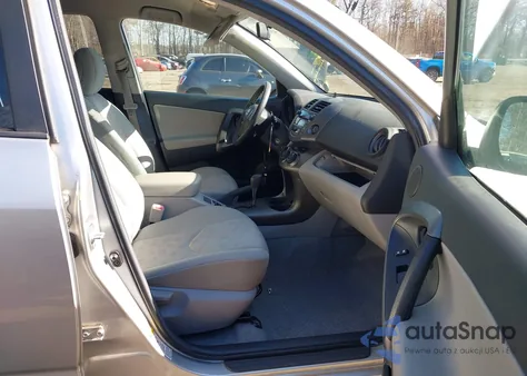 2011 Toyota Rav4 z USA, uszkodzony, nr VIN 2T3BF4DV9BW108829